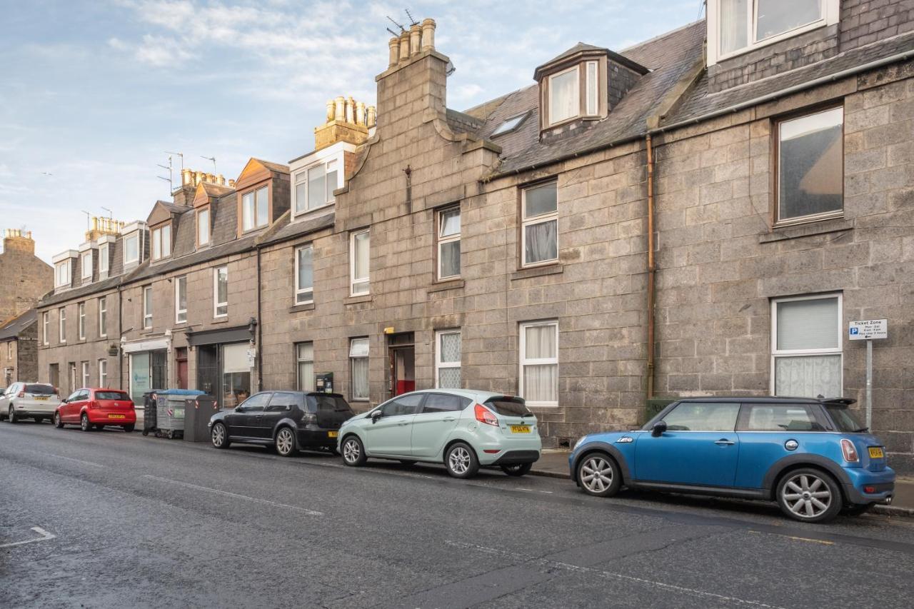 Hutch 2 Bed Apart Aberdeen Extérieur photo